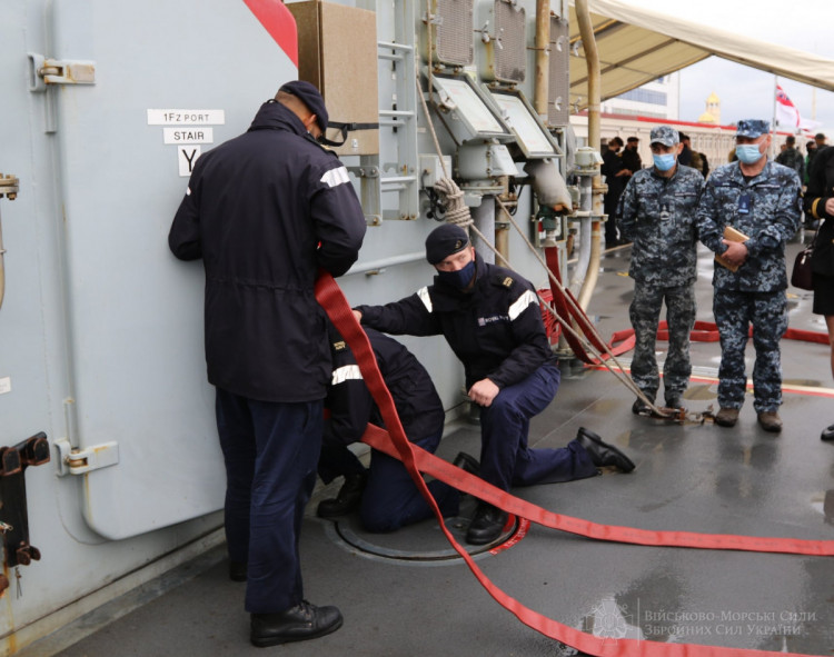 Заходи з підготовки особового складу ВМС України за участю екіпажу корабля Королівських ВМС Великої Британії 