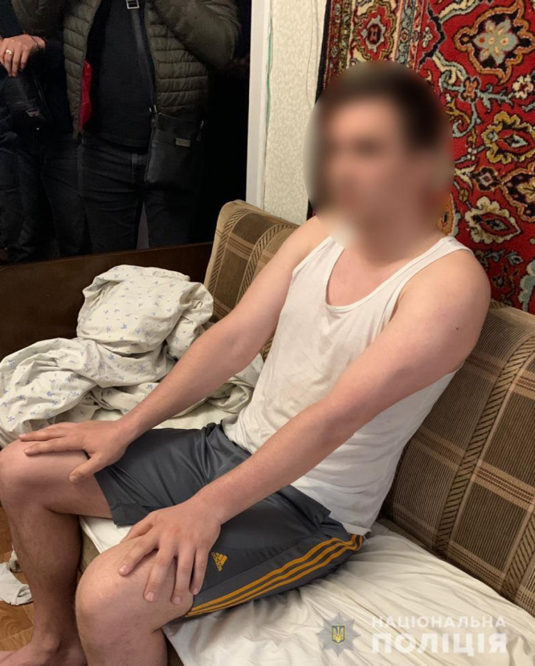 В Одесі затримали підозрюваного в розбещенні 14-річної дівчини 