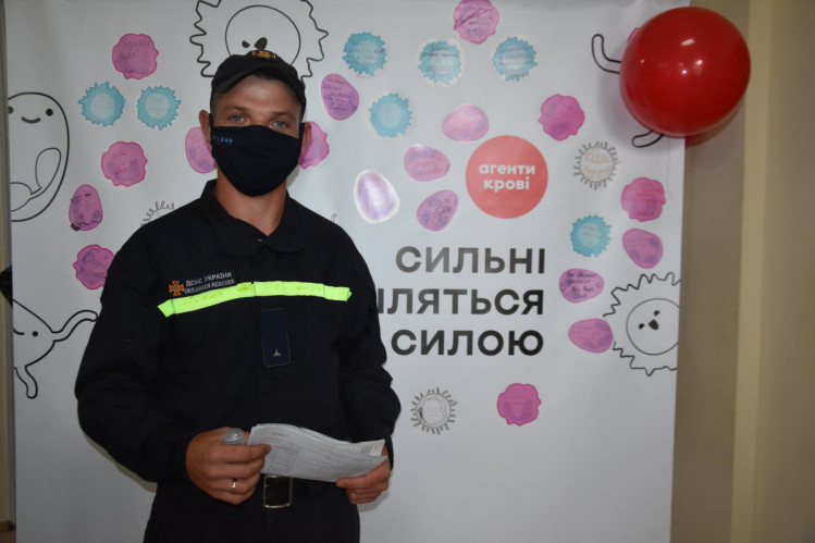 Одеські рятувальники розповіли, як здавали кров