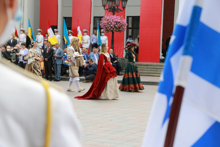 Урочиста церемонія підняття прапора Одеси