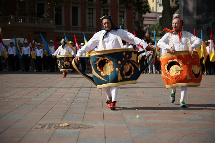 Урочиста церемонія підняття прапора Одеси