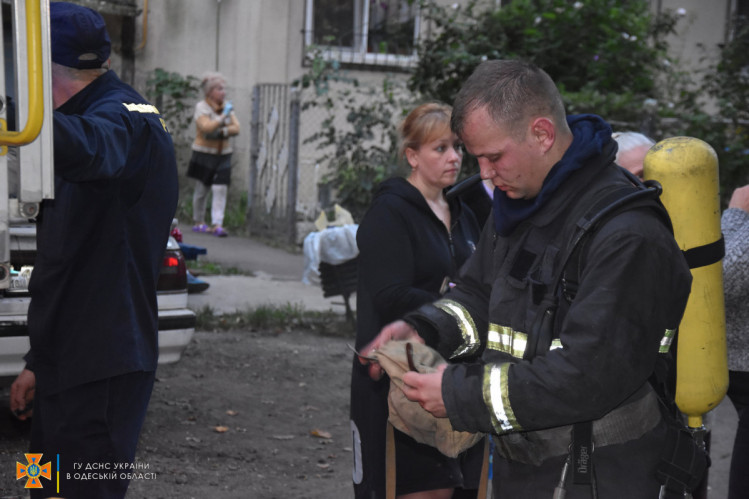 Фото з місця пожежі