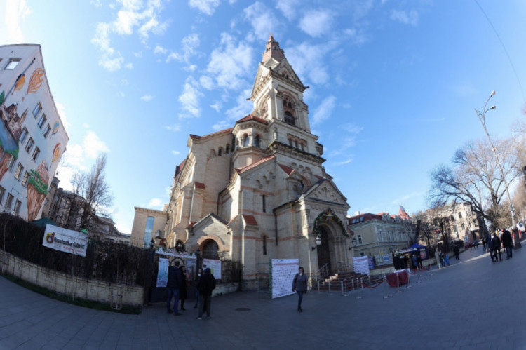 Ярмарка в кафедральном соборе Святого Павла